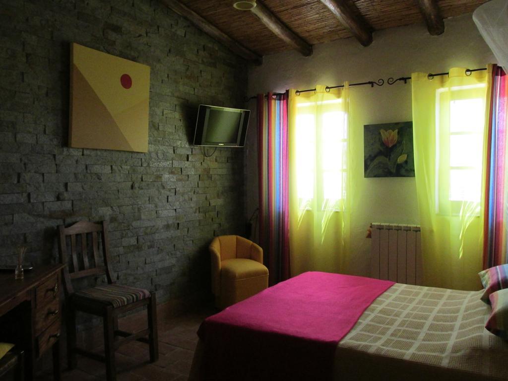Quinta Dos Valados Bed and Breakfast Querenca Exteriör bild