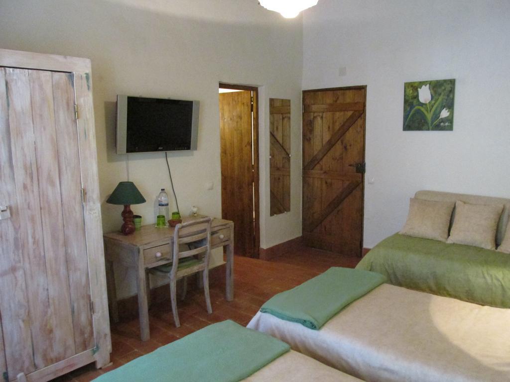 Quinta Dos Valados Bed and Breakfast Querenca Exteriör bild