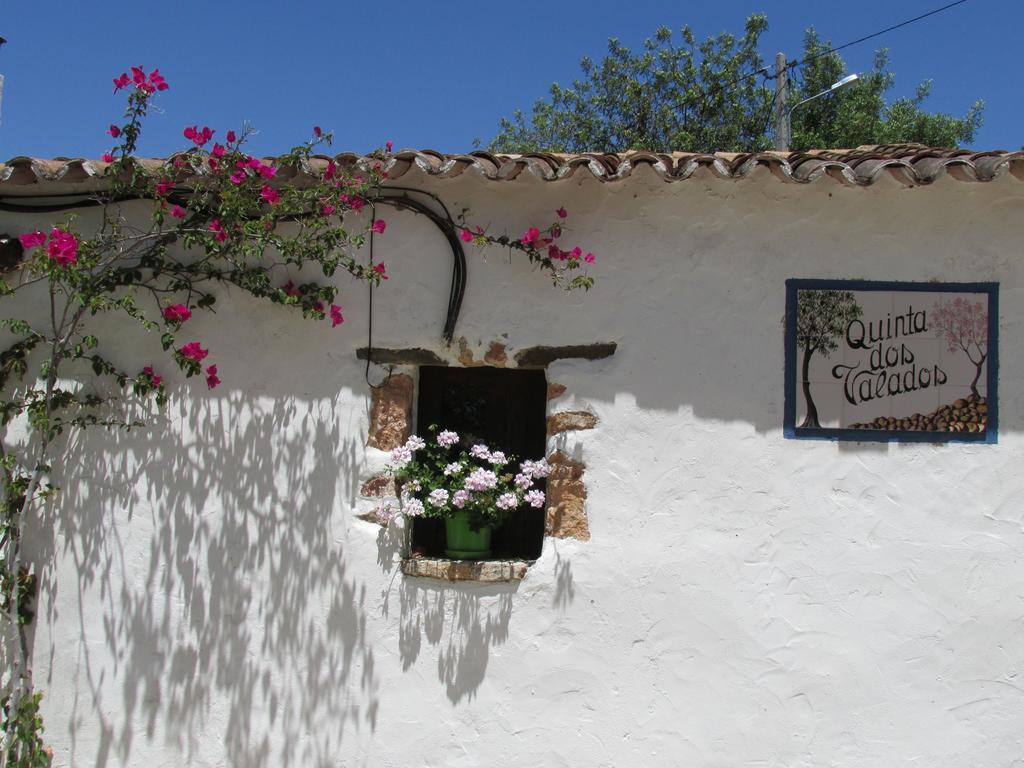 Quinta Dos Valados Bed and Breakfast Querenca Exteriör bild